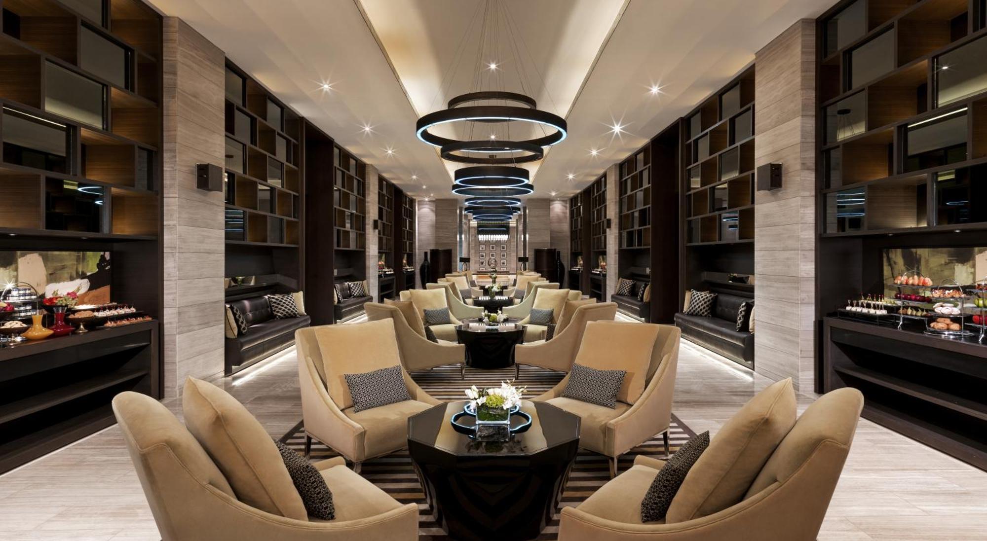 Fairmont Эр-Рияд Экстерьер фото The Lounge at the airport